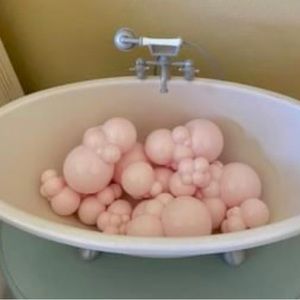 American Girl Doll Bath tub and Accessories